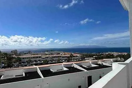 Дом отдыха Island Village Heights 497b