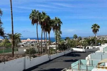 Дом отдыха Island Village Heights 497b